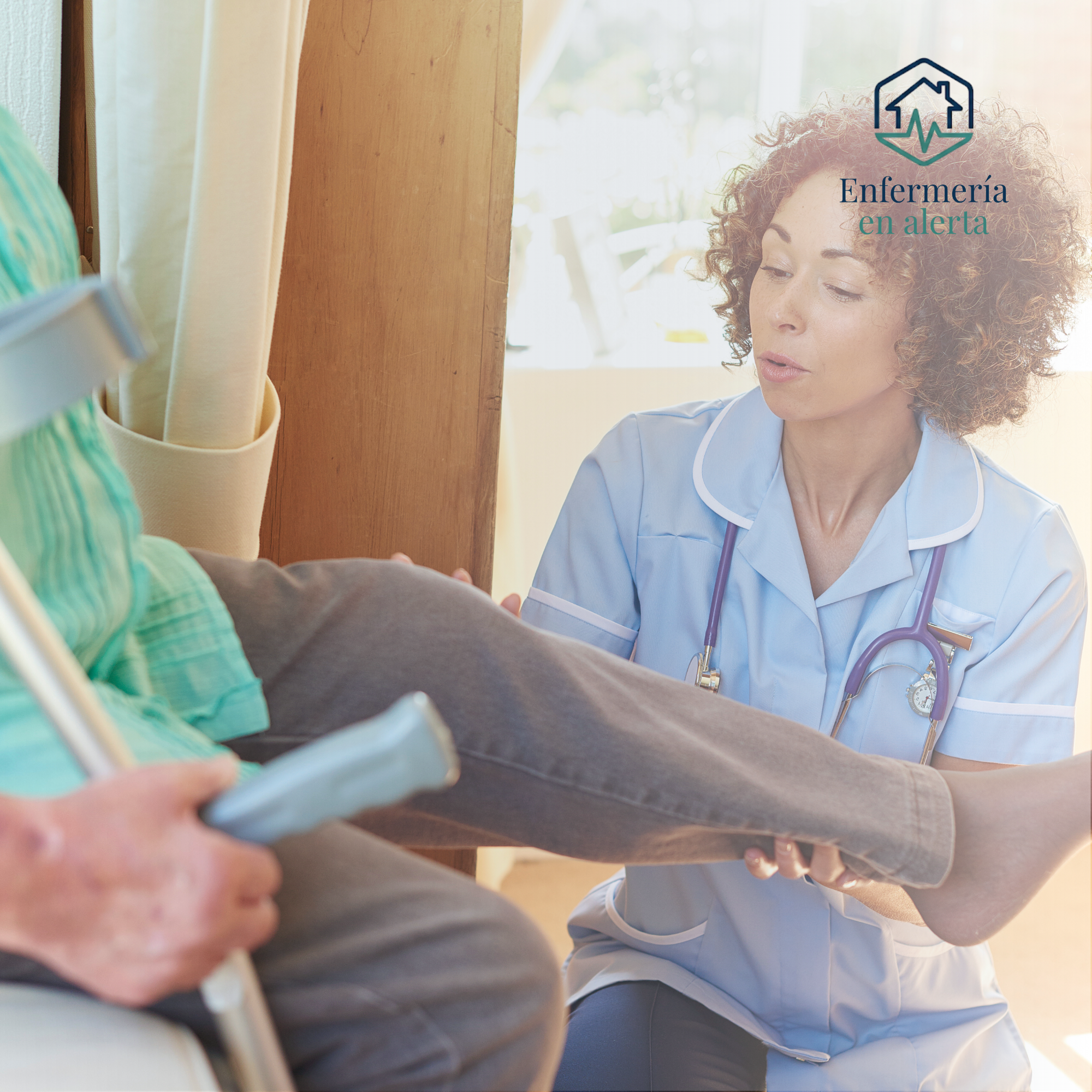 Terapia física a domicilio para una persona adulta mayor